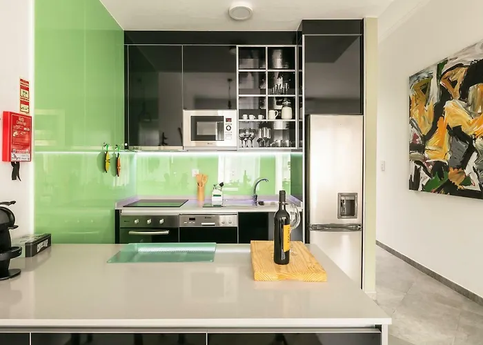 Merc Ribeira's Place Appartement