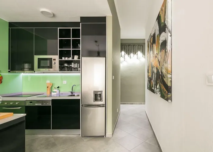 Merc Ribeira's Place *