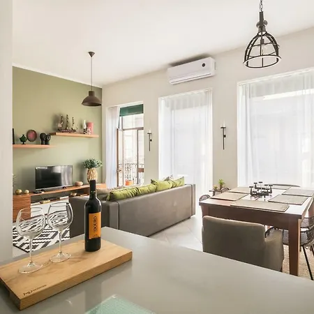 Merc Ribeira's Place