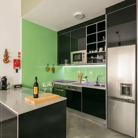 公寓 Merc Ribeira's Place